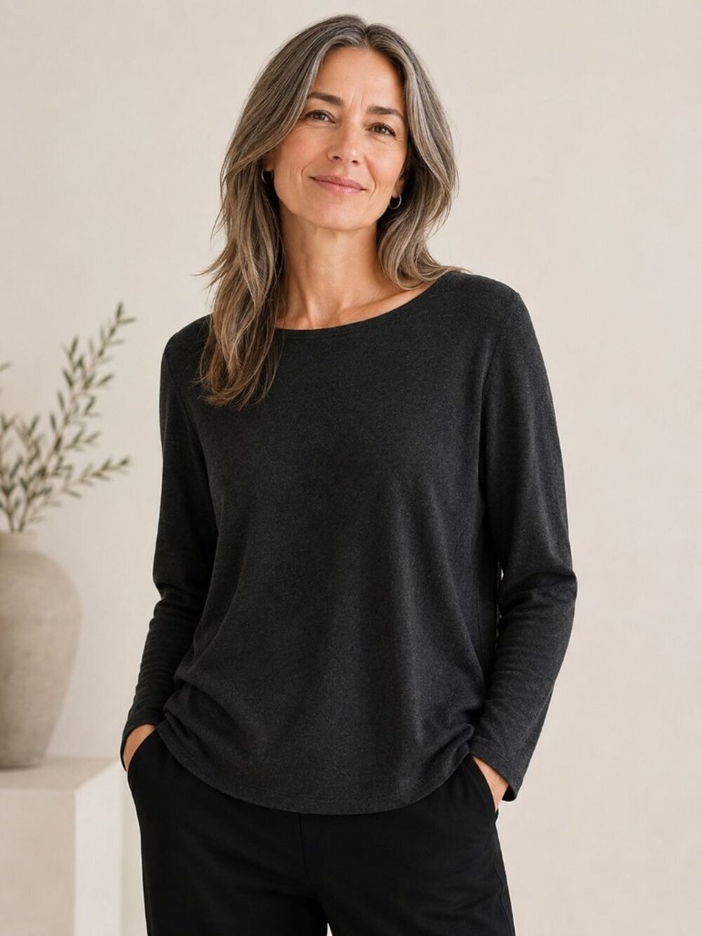 Eileen Fisher Long sleeve knit top /sweater Relaxed Boxy Fit Black Petite Medium